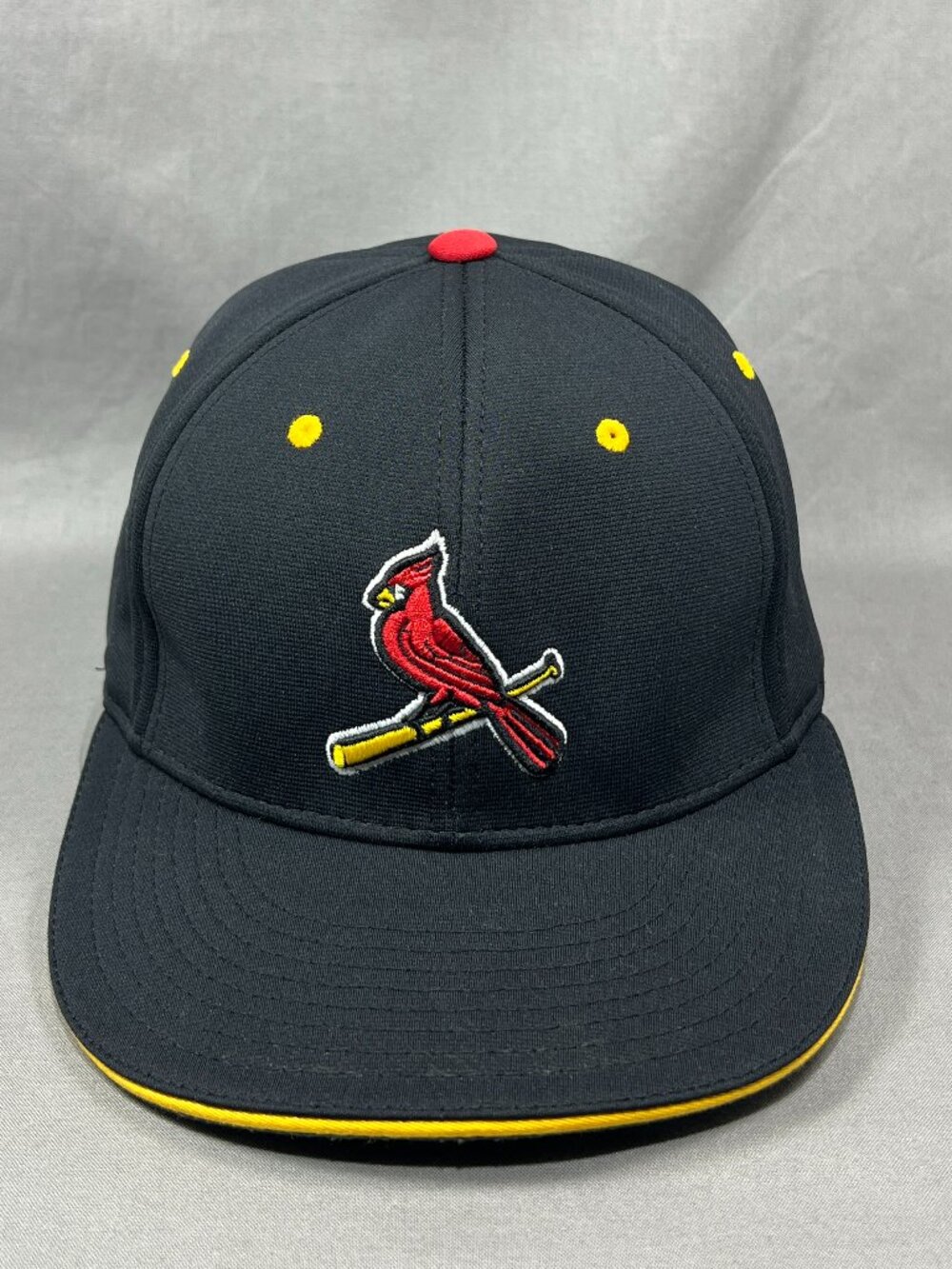 Maryland Cardinals Richardson Flexfit Pulse LG/XL Hat Black Performance Cap Mens